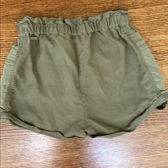 Artizia linen shorts - Picture 6 of 6